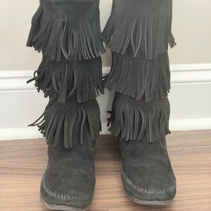 Minnetonka Black Suede Women's Boots Size 11